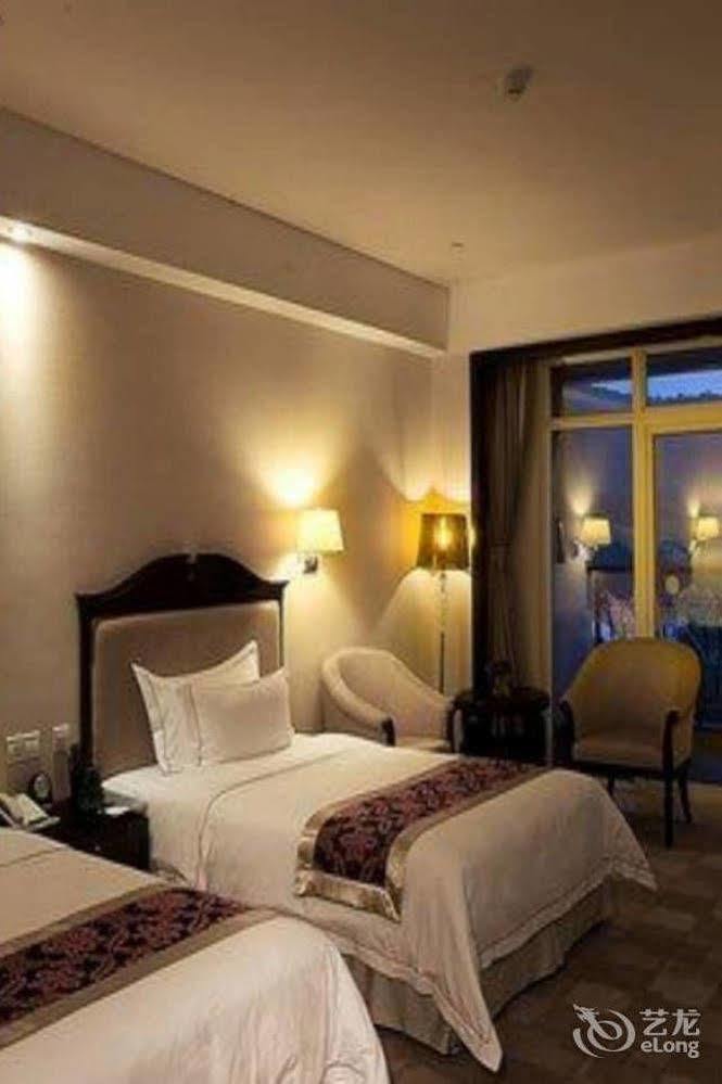 Phoenix Hotel Wuyi Jiangmen Dış mekan fotoğraf